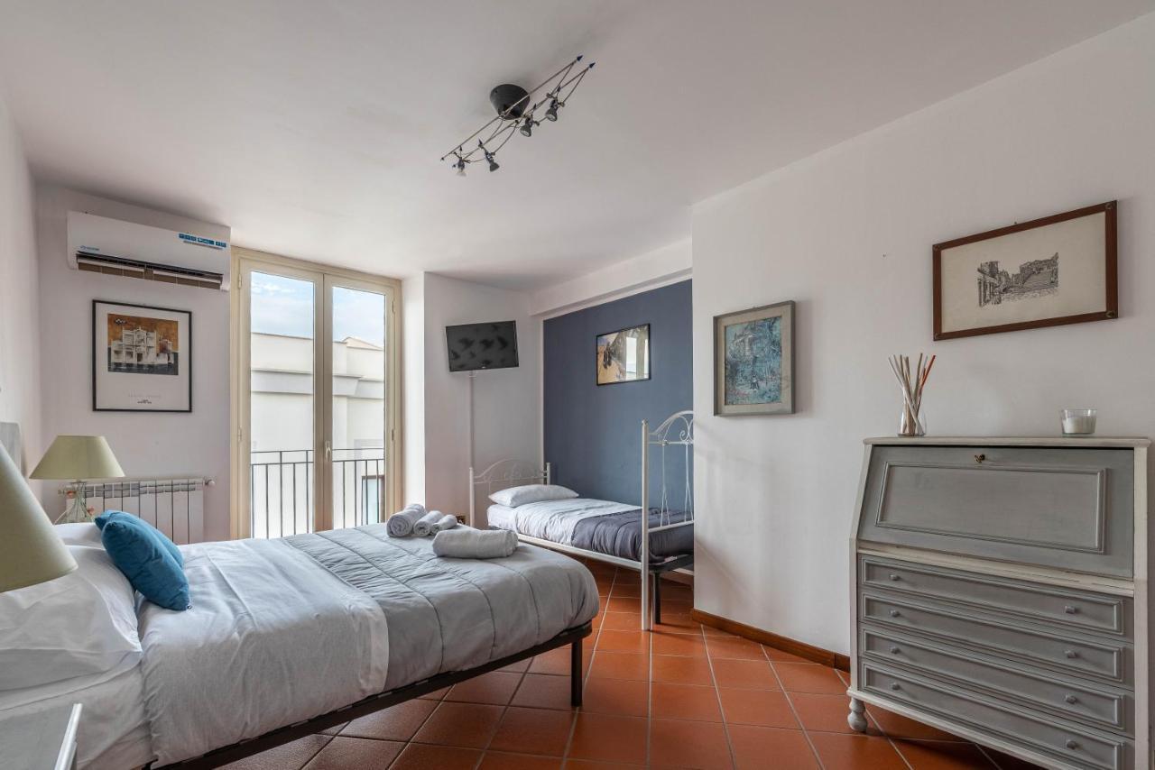 Vicere' Apartment Maqueda ปาแลร์โม ภายนอก รูปภาพ